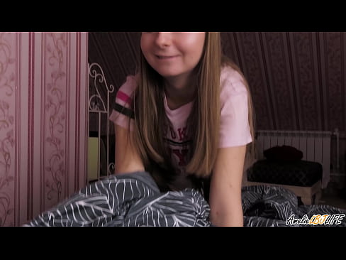 ❤️ Blondie sýgur BFF's djúpt og fær ásamt í munninn ️ Gæðaklám á is.hentaibar.ru ️❤